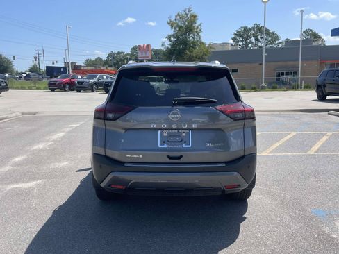 Used 2023 Nissan Rogue SL w/ SL Premium Package AWD/4WD image 5