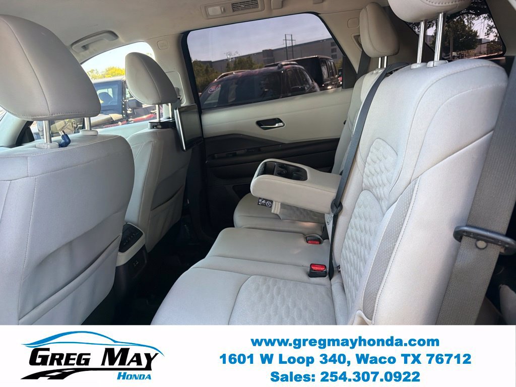 Used 2022 Nissan Pathfinder SV FWD image 23