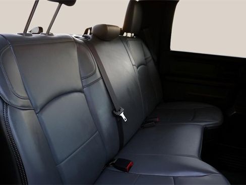 Used 2022 RAM 2500 Tradesman w/ Chrome Appearance Group image 16