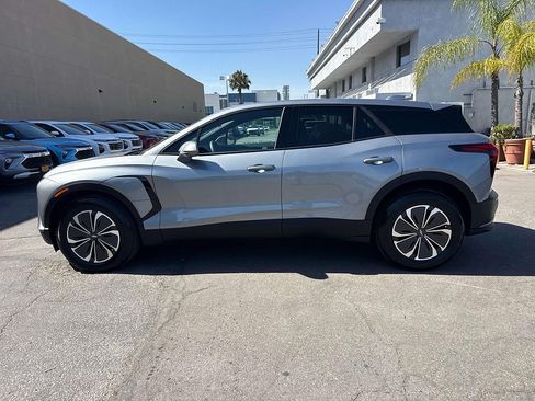 Used 2026 Chevrolet Blazer EV LT w/ LPO, All-Weather Mat Package FWD image 6