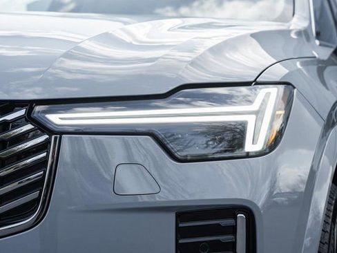 New 2026 Volvo XC90 B6 Ultra w/ Protection Package image 13