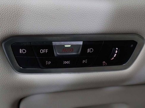 Used 2021 BMW X5 xDrive40i w/ Premium Package 2 image 44