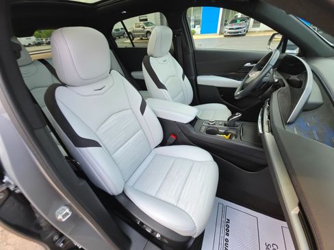 Used 2024 Cadillac XT4 Sport AWD/4WD image 12