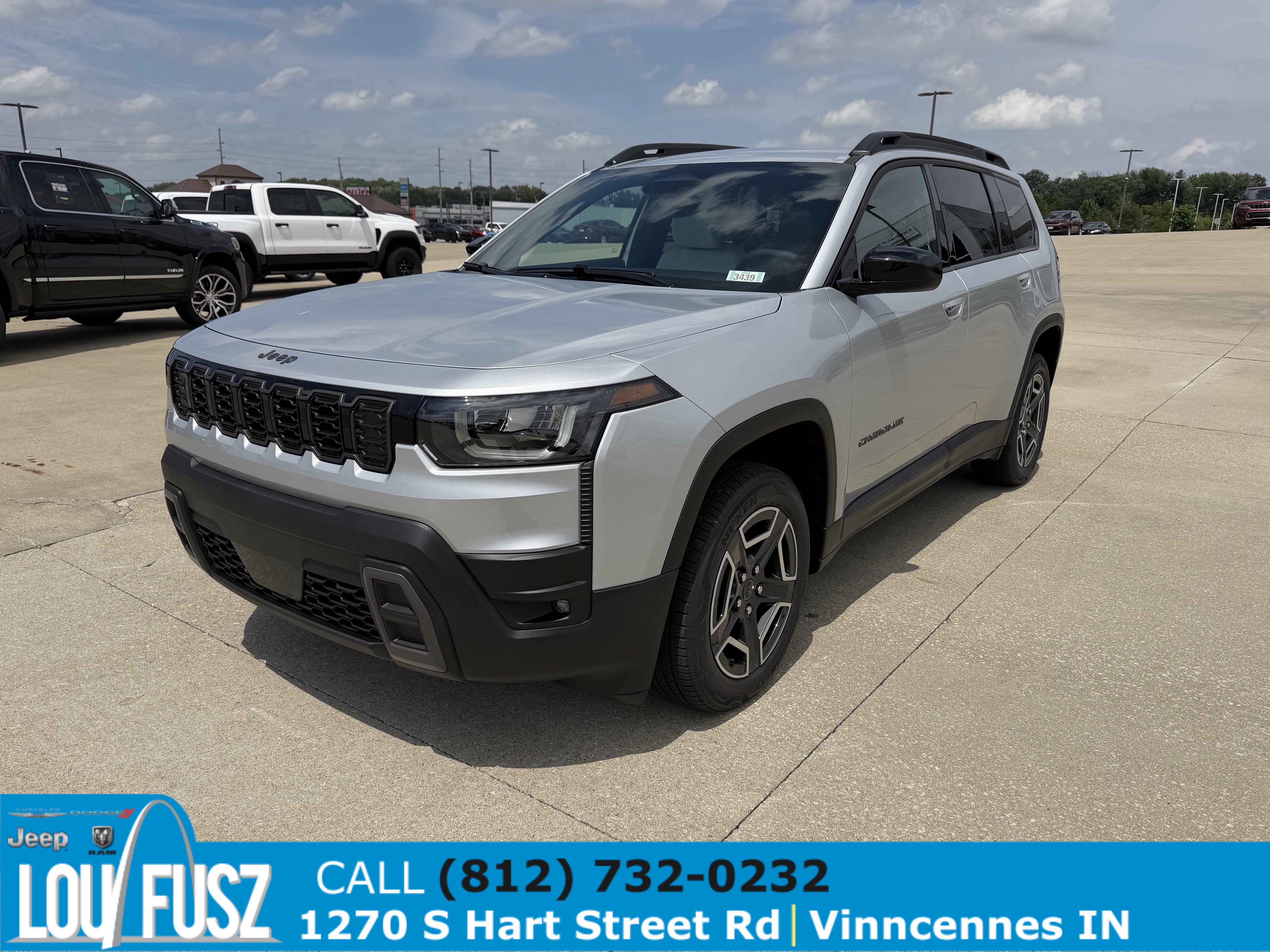 New 2026 Jeep Cherokee Laredo AWD/4WD image 3