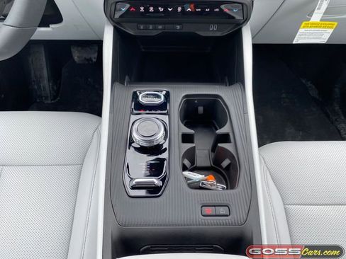 New 2026 Jeep Cherokee Limited image 13