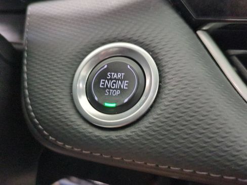 Used 2025 Chevrolet Equinox LT w/ Convenience Package II FWD image 37