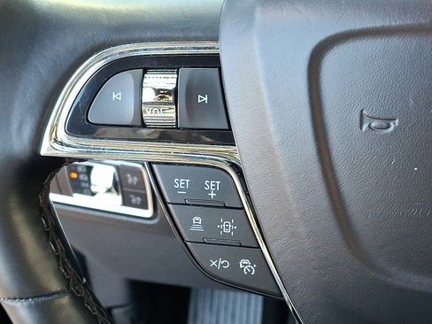 Used 2024 Lincoln Navigator L 4WD image 21