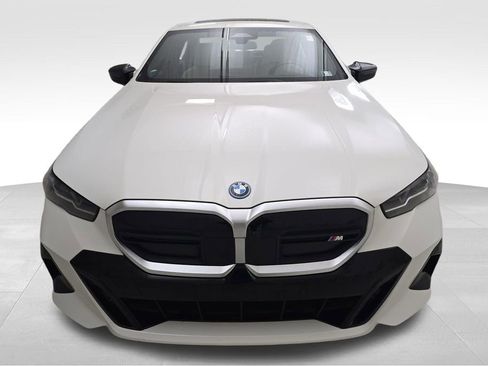Certified 2024 BMW i5 M60 w/ Premium Package AWD/4WD image 4