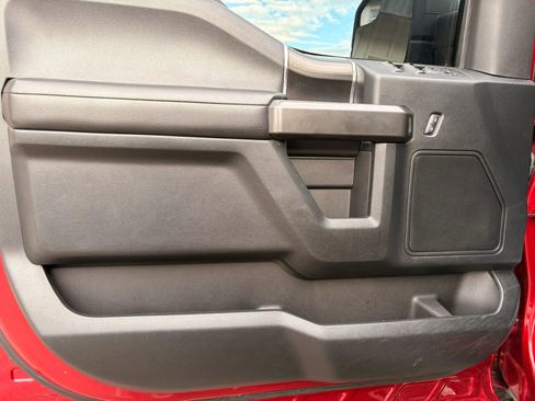 Used 2019 Ford F150 XLT w/ Equipment Group 302A Luxury image 15