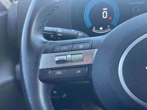 Used 2024 Hyundai Kona SEL image 21