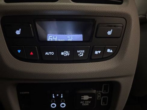 Used 2022 Honda Pilot Touring image 24