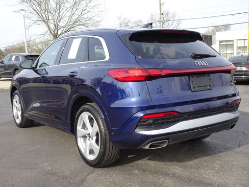 Certified 2025 Audi Q5 Prestige AWD/4WD image 3