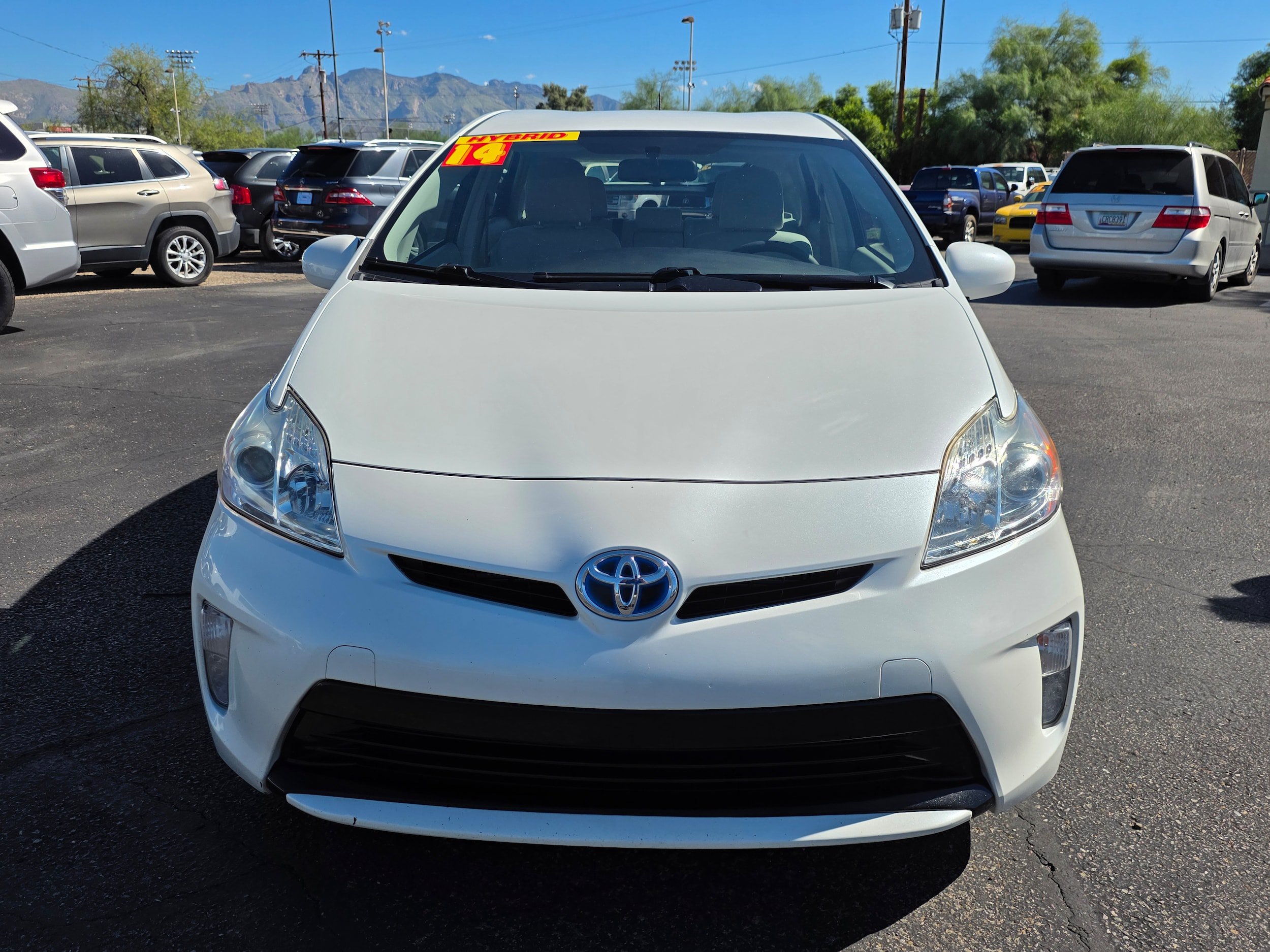 Used 2014 Toyota Prius Three w/ Preferred Accessory Package FWD image 8