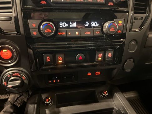 Certified 2024 Nissan Titan PRO-4X w/ Pro-4x Convenience Package image 57