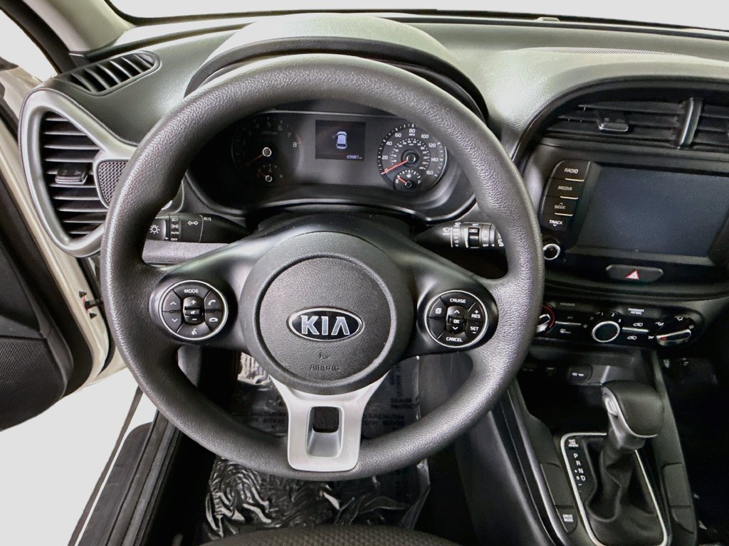 Used 2021 Kia Soul LX FWD image 18