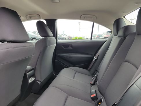 Used 2024 Toyota Corolla LE FWD image 11