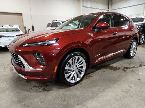 Certified 2024 Buick Envision Avenir image 7