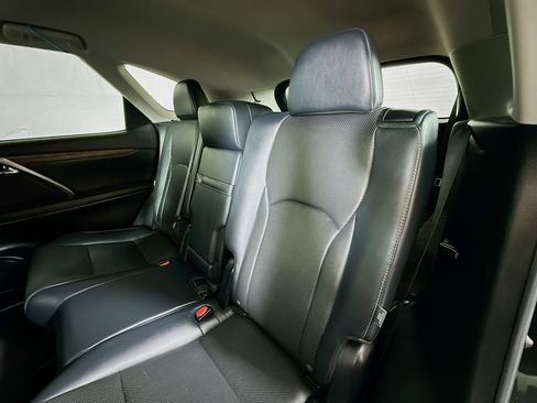 Used 2021 Lexus RX 350L Premium w/ Premium Package image 24