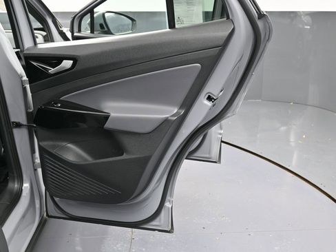 Used 2022 Volkswagen ID.4 Pro image 37