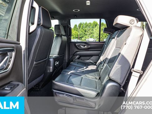 Used 2024 GMC Yukon SLT RWD image 19