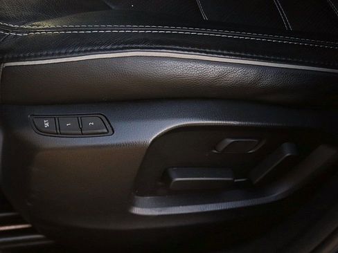 Used 2025 MAZDA CX-5 AWD 2.5 S w/ Preferred Package image 17