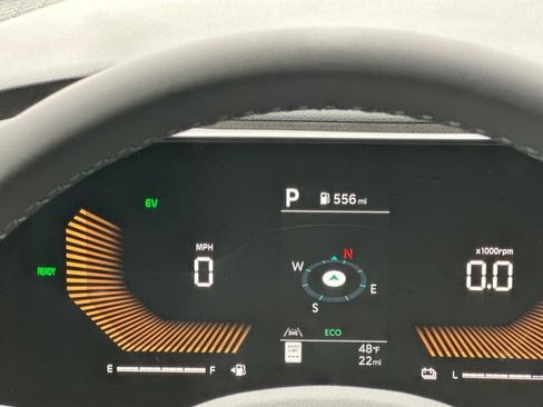 New 2026 Kia Carnival EX image 23