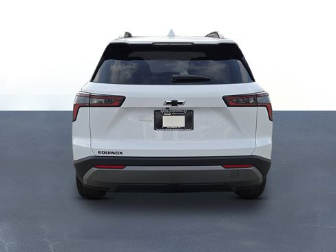 New 2026 Chevrolet Equinox LT w/ Midnight Edition image 6