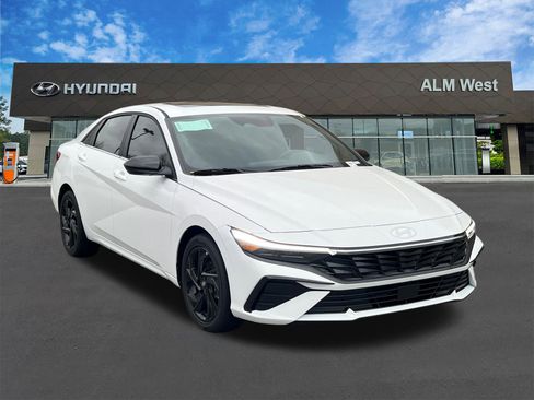 New 2026 Hyundai Elantra SEL Sport Premium FWD image 4