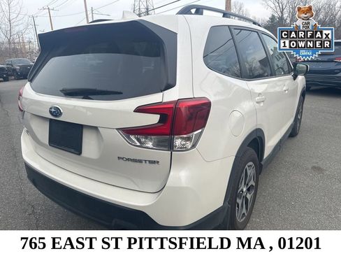Used 2023 Subaru Forester Premium AWD/4WD image 8