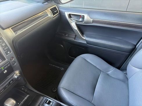 Used 2021 Lexus GX 460 Premium w/ Premium Package AWD/4WD image 40