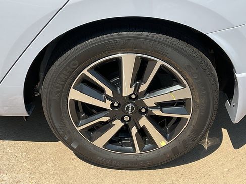 New 2025 Nissan Versa SV w/ Trunk Package image 8