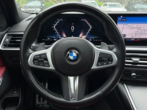Used 2023 BMW 330i Sedan w/ M Sport Package RWD image 9
