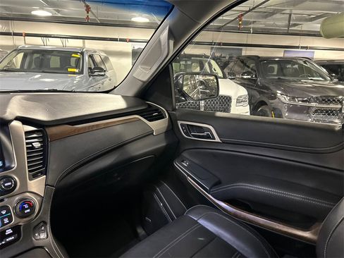 Used 2019 GMC Yukon Denali w/ Denali Ultimate Package image 26