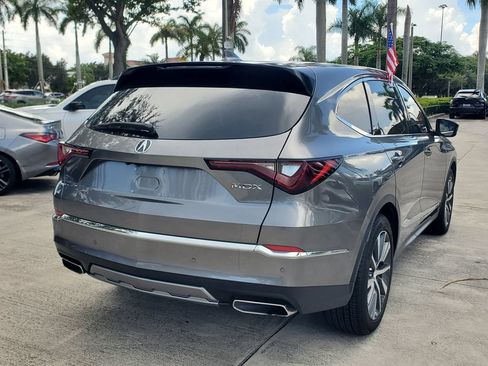 Used 2025 Acura MDX w/ Technology Package FWD image 7