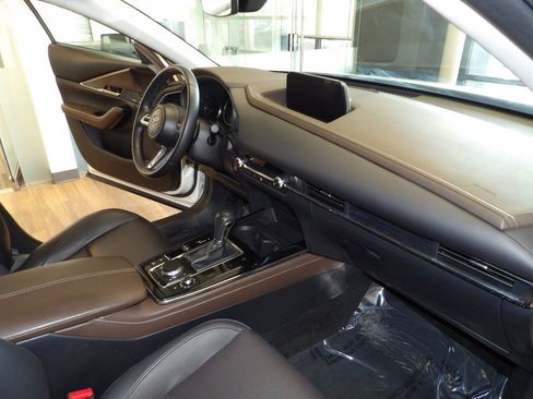 Certified 2023 MAZDA CX-30 AWD 2.5 S w/ Premium Package image 13