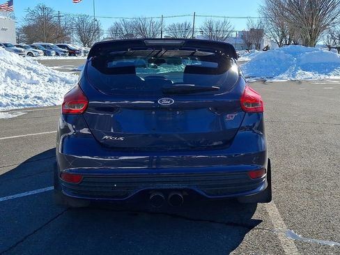 Used 2016 Ford Focus ST w/ Equipment Group 402A image 8