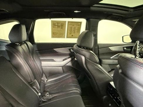 Used 2025 Acura MDX A-Spec image 44