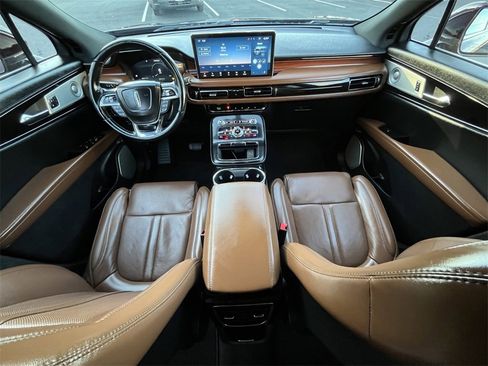 Certified 2021 Lincoln Nautilus Reserve w/ Equipment Group 202A image 19