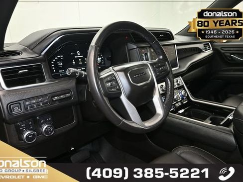 Used 2022 GMC Yukon Denali AWD/4WD image 8