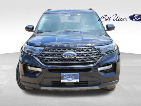 Used 2023 Ford Explorer XLT w/ Equipment Group 202A RWD image 2