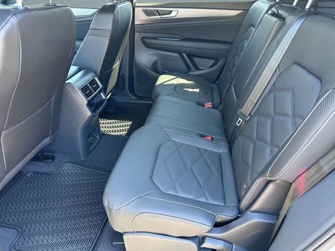 New 2026 Volkswagen Atlas Cross Sport SE image 19