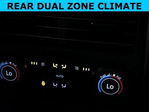 Used 2024 Land Rover Range Rover Sport AWD/4WD image 41