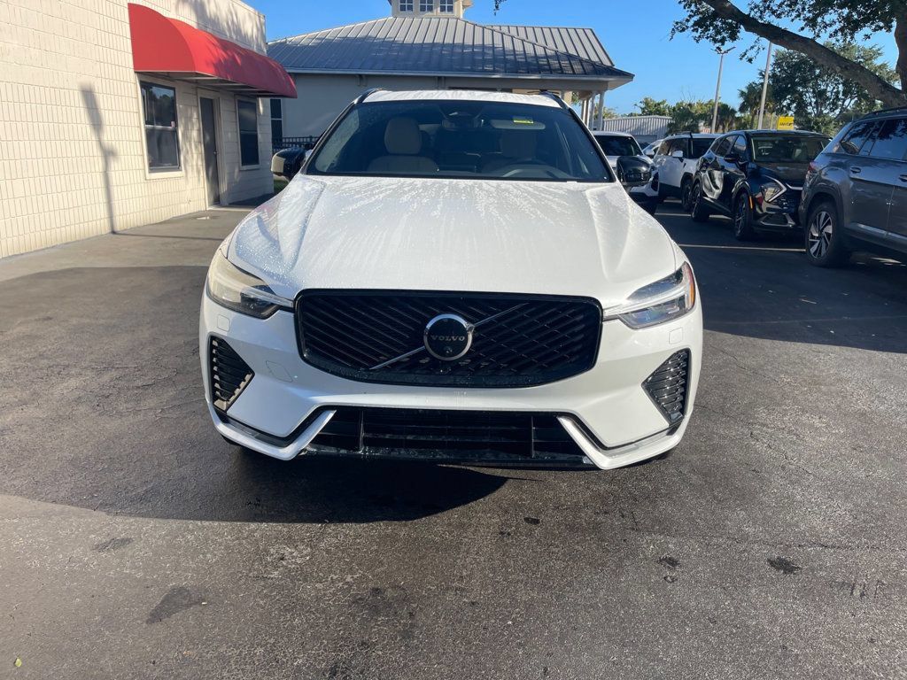 Used 2026 Volvo XC60 B5 Plus AWD/4WD image 9
