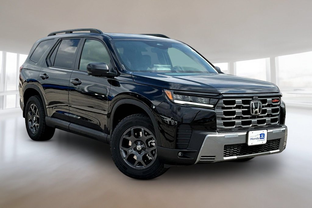 New 2026 Honda Pilot TrailSport image 2