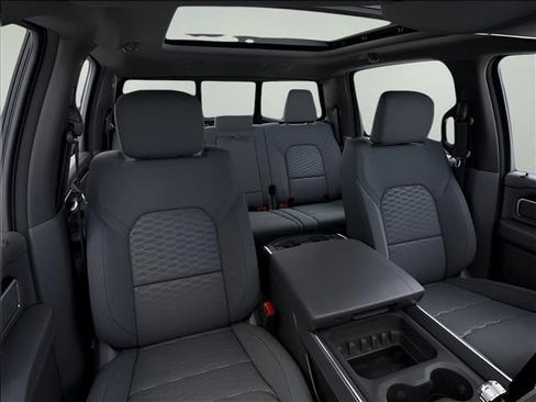 New 2026 RAM 1500 Big Horn AWD/4WD image 17