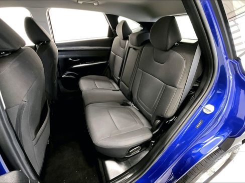 Used 2023 Hyundai Tucson SE image 25