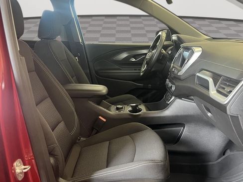 Used 2023 GMC Terrain SLE w/ Driver Convenience Package image 12
