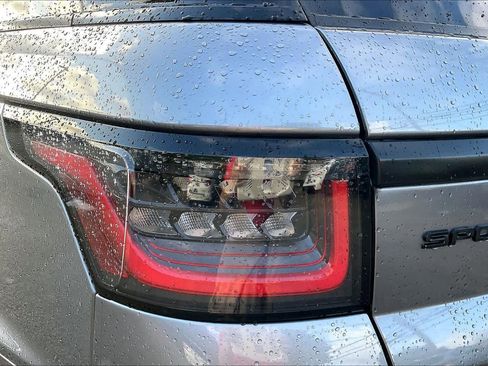 Used 2020 Land Rover Range Rover Sport HSE AWD/4WD image 27