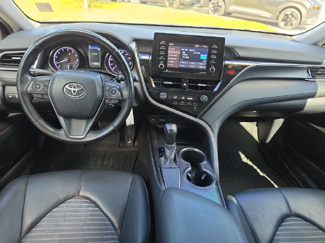 Used 2021 Toyota Camry SE FWD image 8