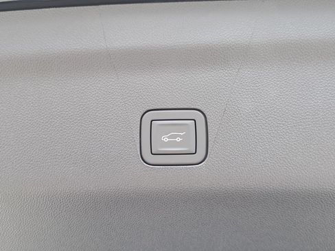 Used 2026 Chevrolet Suburban RST w/ Comfort Package RWD image 15